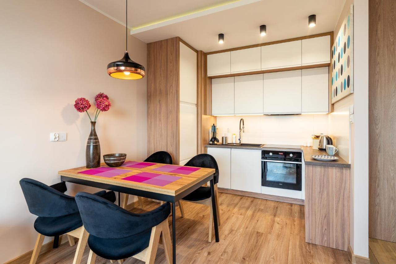 Apartamenty W Gdansku - Zajezdnia Wrzeszcz, Grudziadzka 4B Ngoại thất bức ảnh