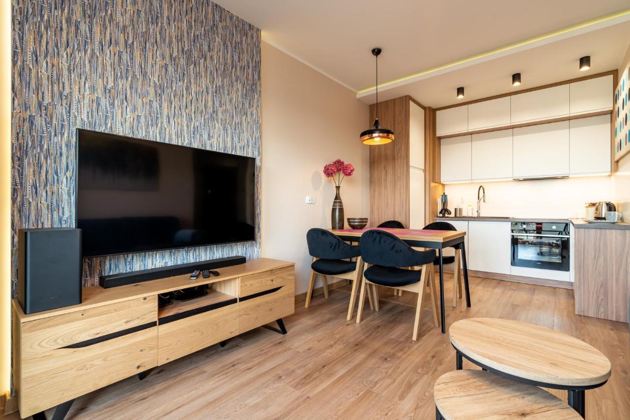 Apartamenty W Gdansku - Zajezdnia Wrzeszcz, Grudziadzka 4B Ngoại thất bức ảnh