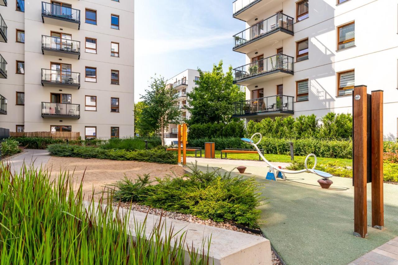 Apartamenty W Gdansku - Zajezdnia Wrzeszcz, Grudziadzka 4B Ngoại thất bức ảnh