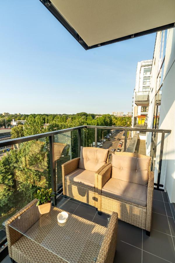 Apartamenty W Gdansku - Zajezdnia Wrzeszcz, Grudziadzka 4B Ngoại thất bức ảnh
