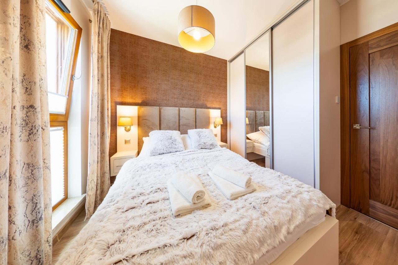 Apartamenty W Gdansku - Zajezdnia Wrzeszcz, Grudziadzka 4B Ngoại thất bức ảnh