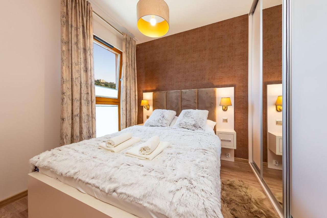 Apartamenty W Gdansku - Zajezdnia Wrzeszcz, Grudziadzka 4B Ngoại thất bức ảnh
